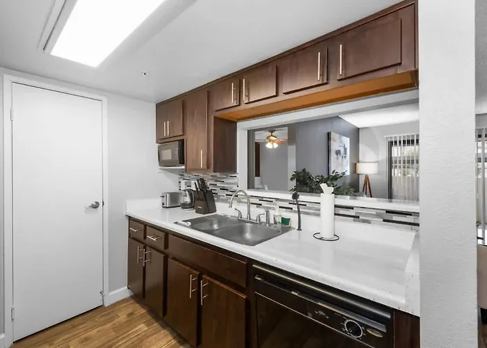 Apartment Stylish 2br Near Asu Featuring Pool Grill & Parking *