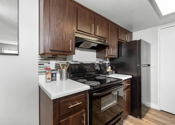 Apartment Stylish 2br Near Asu Featuring Pool Grill & Parking Tempe