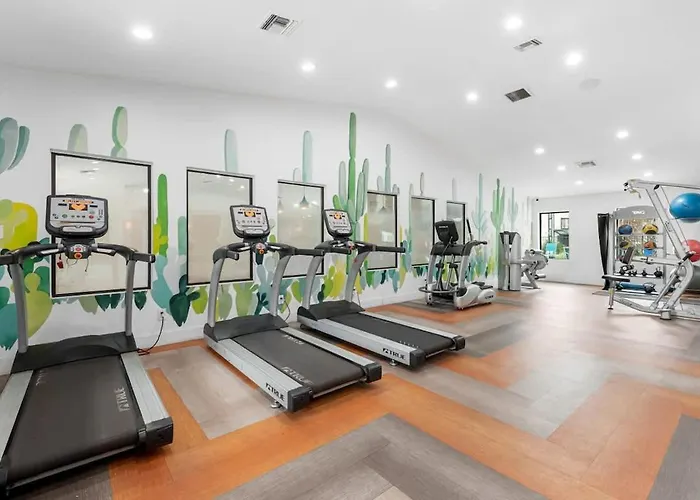 Stylish 2br Near Asu Featuring Pool Grill & Parking